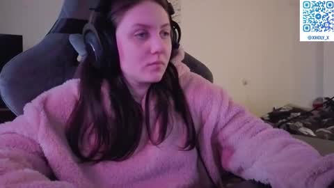 Snapshot of holy_kveta chatting on 02/07/26, 03:21 Kviki online show from 02/07/26, 03:21