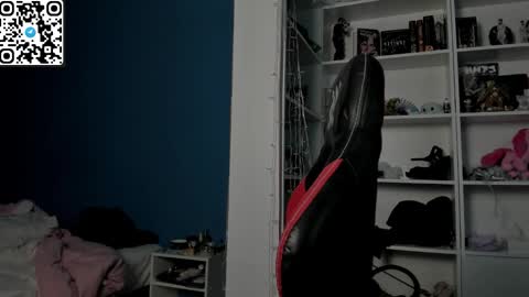 holy_mistresss online show from 01/13/26, 10:53