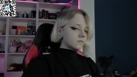 holy_mistresss online show from 03/21/26, 09:25