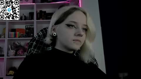 holy_mistresss online show from 04/25/26, 09:01