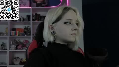 Snapshot of holy_mistresss chatting on 05/05/26, 08:44 holy_mistresss online show from 05/05/26, 08:44