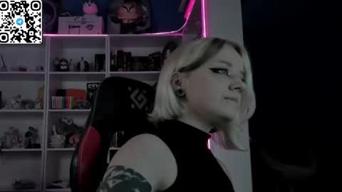 Snapshot of holy_mistresss chatting on 06/03/26, 09:56 holy_mistresss online show from 06/03/26, 09:56