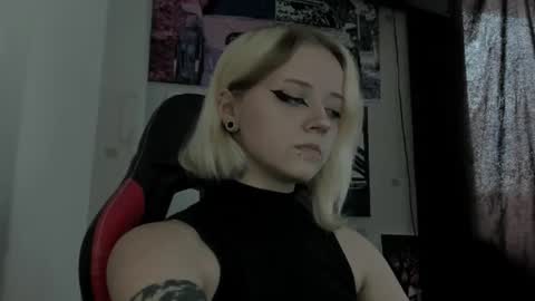 holy_mistresss online show from 07/06/26, 07:27