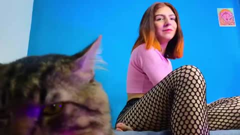      online show from 02/16/25, 09:15