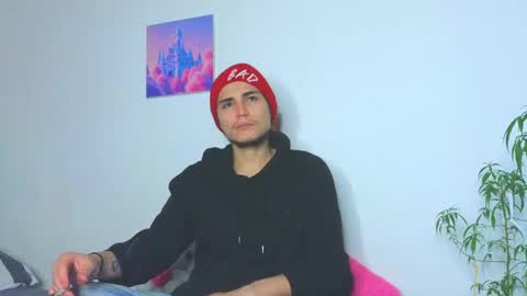 Snapshot of holy_taby_ chatting on 05/09/26, 09:14 online show from 05/09/26, 09:14
