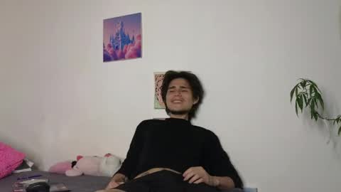 Snapshot of holy_taby_ chatting on 05/10/26, 03:44 online show from 05/10/26, 03:44