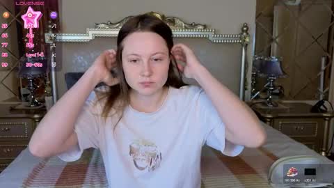 holybabydoll online show from 12/03/25, 11:52