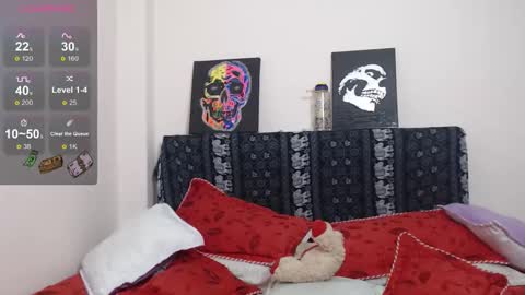 Milena online show from 12/14/25, 12:05