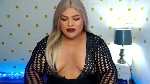 Snapshot of holydeepmistress chatting on 12/26/24, 05:08 gem online show from 12/26/24, 05:08