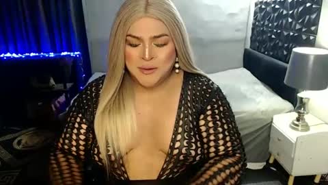 Snapshot of holydeepmistress chatting on 01/29/25, 09:07 gem online show from 01/29/25, 09:07