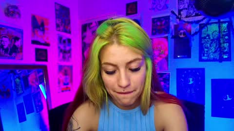 Snapshot of holyeva chatting on 12/06/24, 12:56 online show from 12/06/24, 12:56