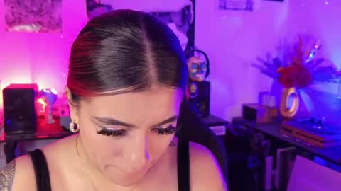   online show from 05/15/26, 11:23
