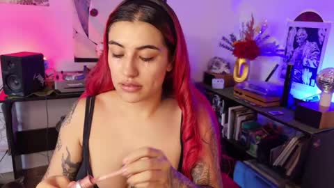   online show from 05/18/26, 10:15