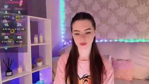 Snapshot of holymiax chatting on 05/08/26, 03:45 Mia online show from 05/08/26, 03:45