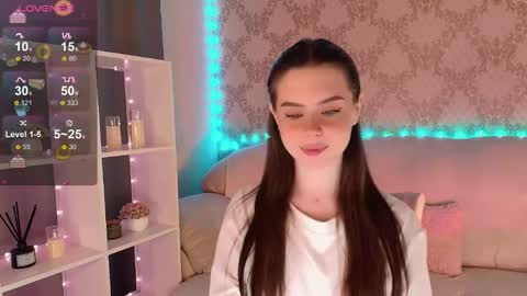 Snapshot of holymiax chatting on 05/30/26, 04:31 Mia online show from 05/30/26, 04:31