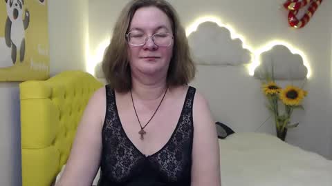holymilfa online show from 02/09/25, 10:53