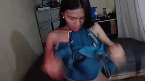 Snapshot of holyoshirinra69 chatting on 02/07/26, 01:31 yoshi online show from 02/07/26, 01:31