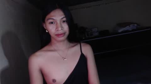 Snapshot of holyoshirinra69 chatting on 02/20/26, 09:54 yoshi online show from 02/20/26, 09:54