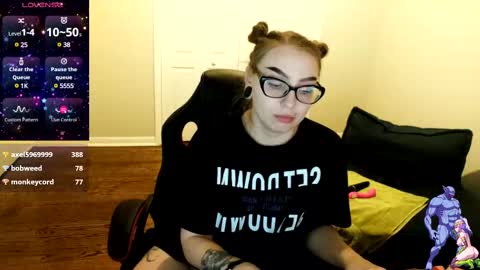 Snapshot of holyweed420 chatting on 02/10/25, 02:08 Viktoria online show from 02/10/25, 02:08