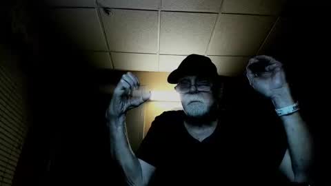 Snapshot of homealone426 chatting on 02/22/26, 02:13 homealone426 online show from 02/22/26, 02:13