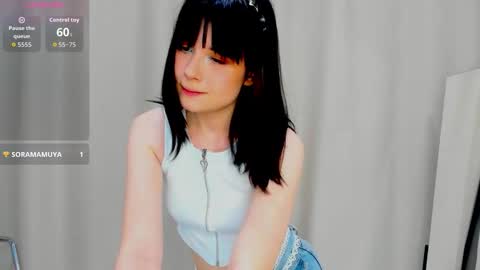 Snapshot of honeey_beee chatting on 09/30/25, 07:19 May online show from 09/30/25, 07:19