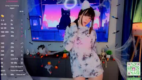 May online show from 11/05/25, 05:02