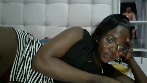 Honevey online show from 04/08/26, 03:56