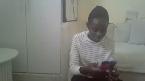 Honevey online show from 04/24/26, 09:45