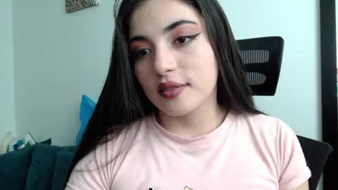Honey Aynu online show from 12/03/24, 07:33
