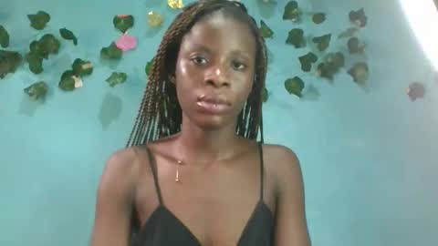 Queen online show from 11/04/25, 10:03