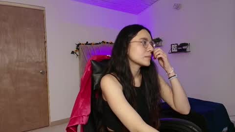   online show from 09/25/25, 03:27