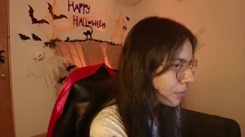   online show from 10/14/25, 02:29