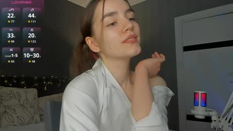 Chantal online show from 04/12/26, 08:14