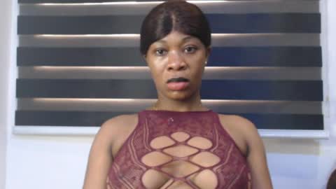 Flora online show from 03/29/26, 02:28