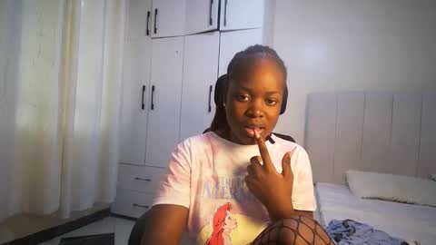 honey drop online show from 04/23/26, 12:40