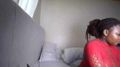 Snapshot of honey_drop1 chatting on 06/08/26, 11:43 honey drop online show from 06/08/26, 11:43