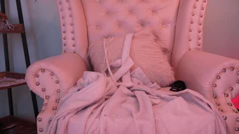 HONEY online show from 04/18/26, 12:14