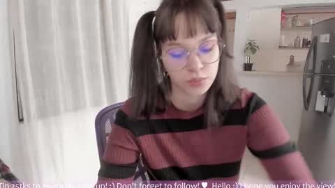 Lau online show from 10/12/25, 09:03