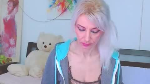 honey_lara online show from 03/06/26, 03:03