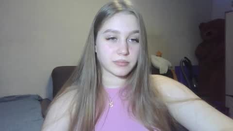 honey_lolaaa online show from 10/24/25, 03:52