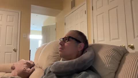 honey_man14 online show from 12/23/24, 03:01