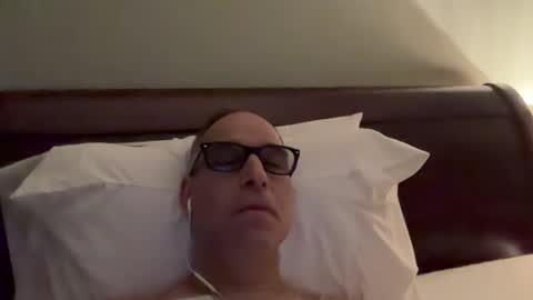 honey_man14 online show from 01/02/25, 11:06