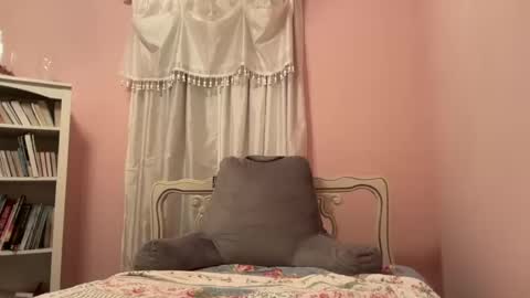 honey_man14 online show from 09/18/25, 08:22