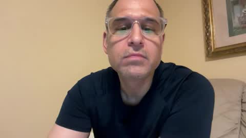 honey_man14 online show from 04/05/26, 10:56