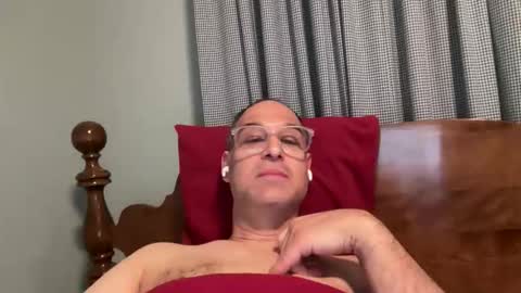 Snapshot of honey_man14 chatting on 05/19/26, 02:51 honey_man14 online show from 05/19/26, 02:51