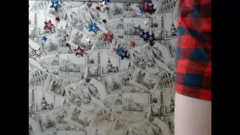 Lina online show from 11/30/25, 09:30