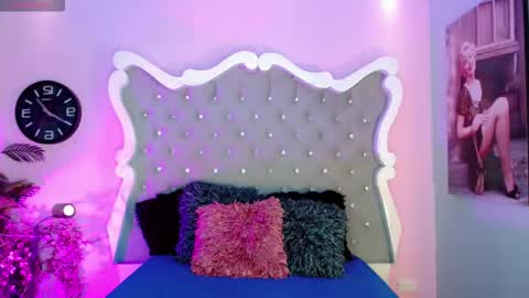 honey_moontsts online show from 01/10/26, 11:34