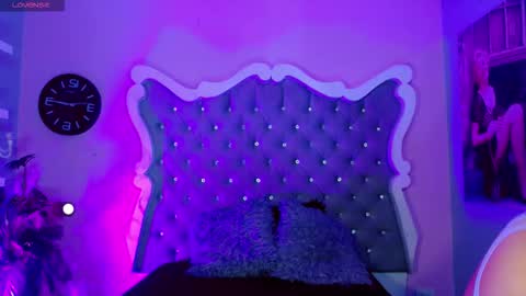 honey_moontsts online show from 03/04/26, 12:11