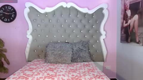 honey_moontsts online show from 03/08/26, 12:31