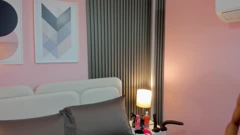 honey_sofii_ online show from 10/03/25, 11:18